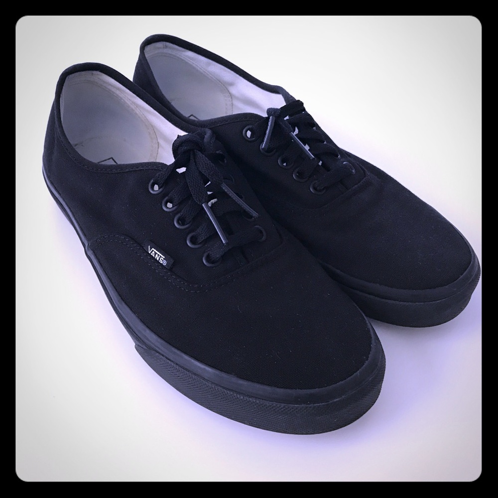 Black Vans M-9 W-10.5